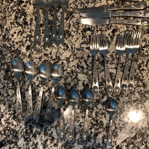 Wallace Taos Stainless Steel Flatware & Hostess Set
